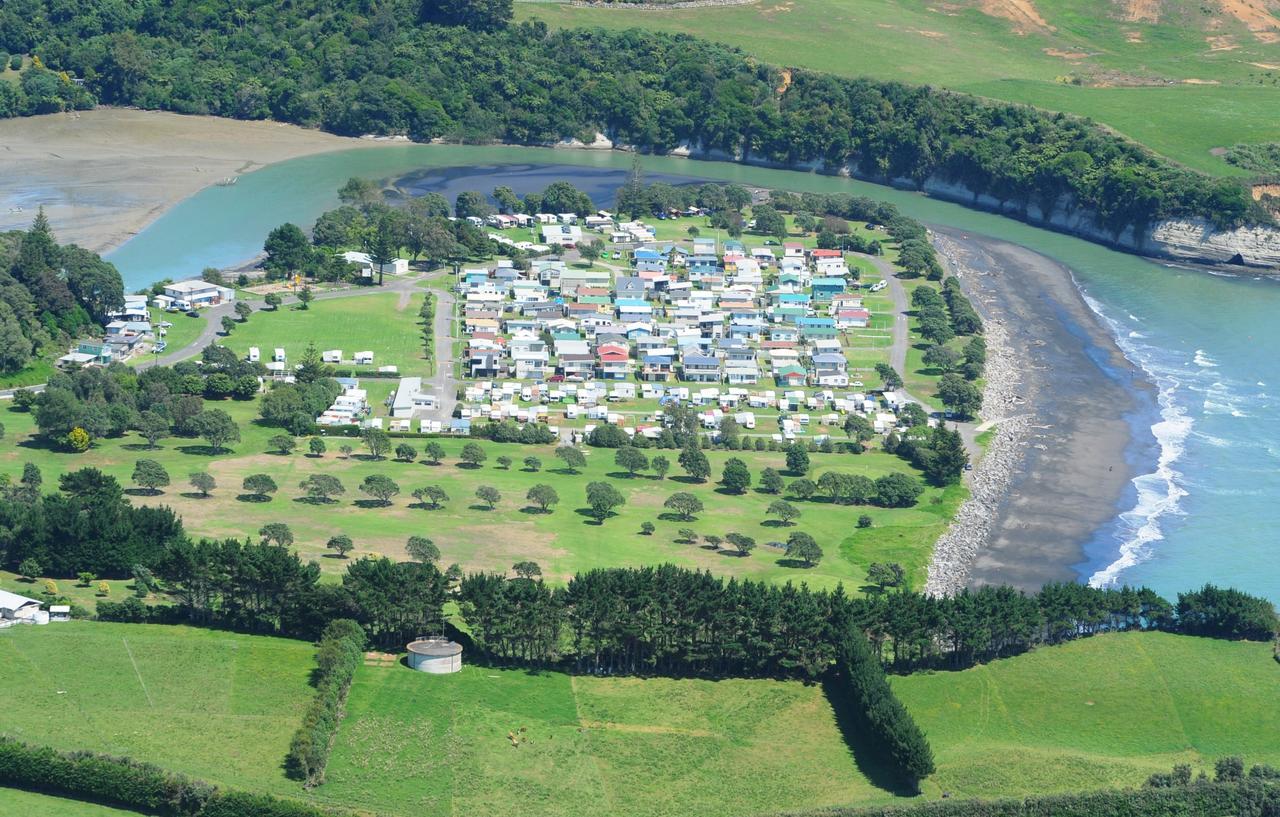 Urenui Beach Camp Dış mekan fotoğraf